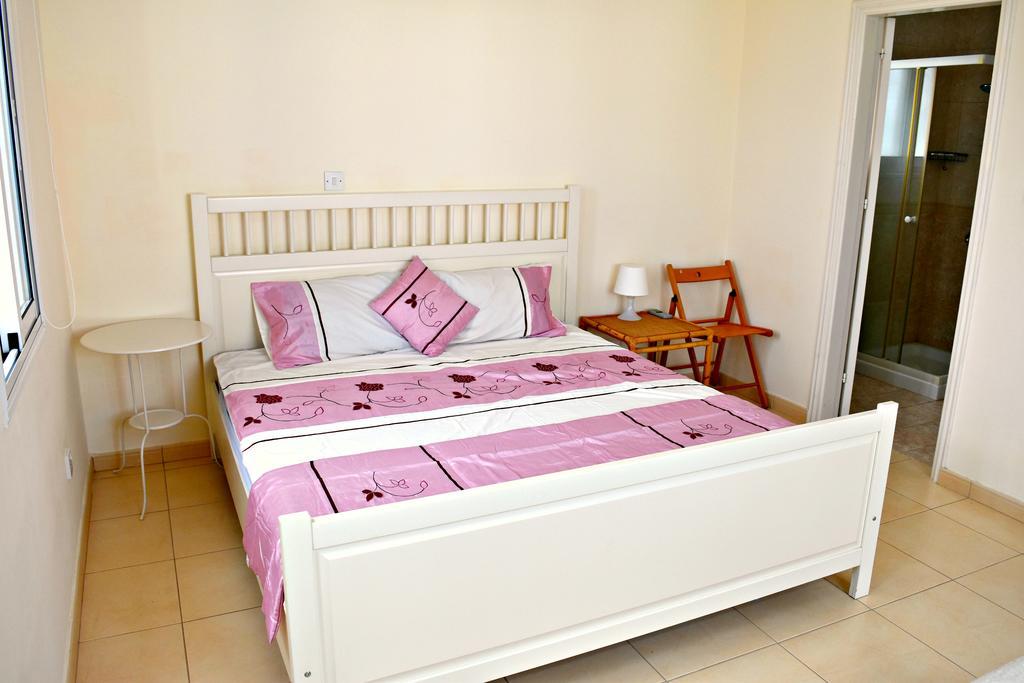 Latchi Beach Front Villa - Private Heated Pool - Amazing Uninterrupted Sea Views Polis 外观 照片